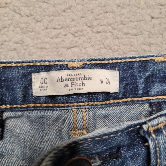 Abercrombie & Fitch Shorts 24 00 Blue Denim High Rise Distressed Cutoff Boho - Picture 3 of 5